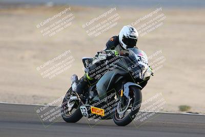 media/Sep-24-2022-CVMA (Sat) [[a45f954247]]/Race 15 500 Supersport-350 Supersport/